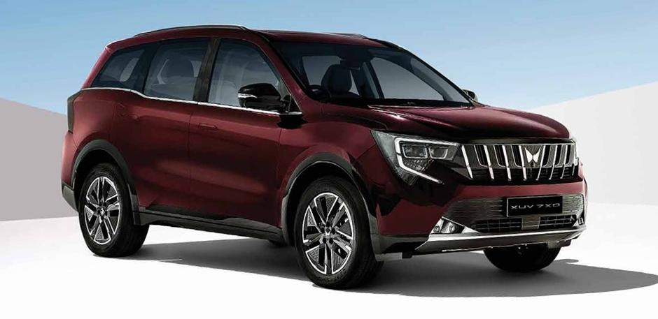 Mahindra XUV 7XO front design with new grille